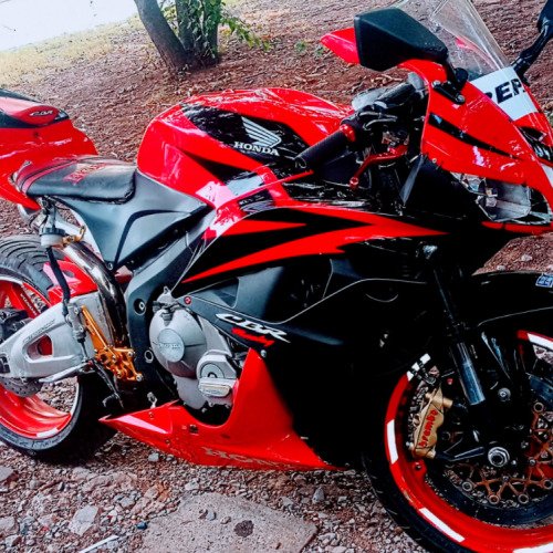 Rebirth of a 2005 CBR600RR