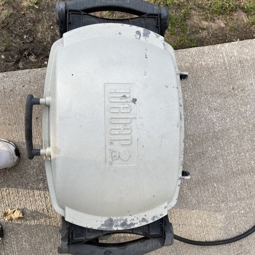 Grill restoration, and WD 40 used to bring hinges back to life!