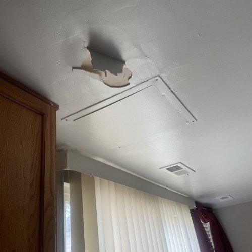 Fixing drywall