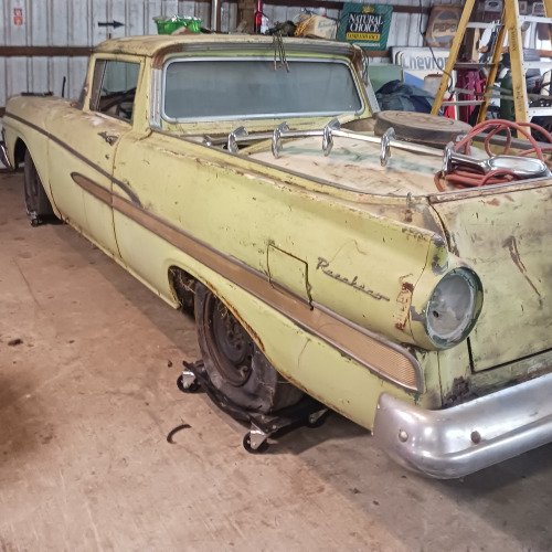 1958 Ford Ranchero sat in Oregon wilderness since 1982